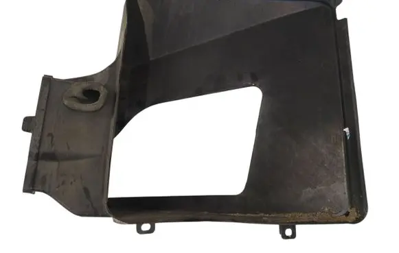 Tesla Model S Intercooler air guide/duct channel 105807000C