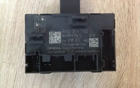 Audi Q5 SQ5 Door central lock control unit/module 8K0959792S 8K0959792Q