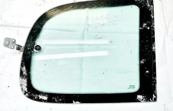 Renault Espace III Rear side window
