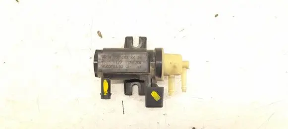 Mercedes-Benz A W169 Turbo solenoid valve 0051535528 0061536628