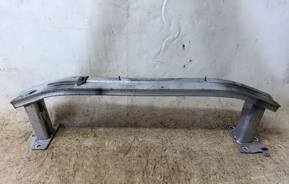 Renault Captur Front bumper cross member 752107246RU5