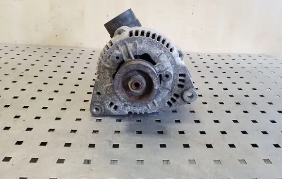 Audi A6 S6 C4 4A Generator/alternator 078903015A 0120465008