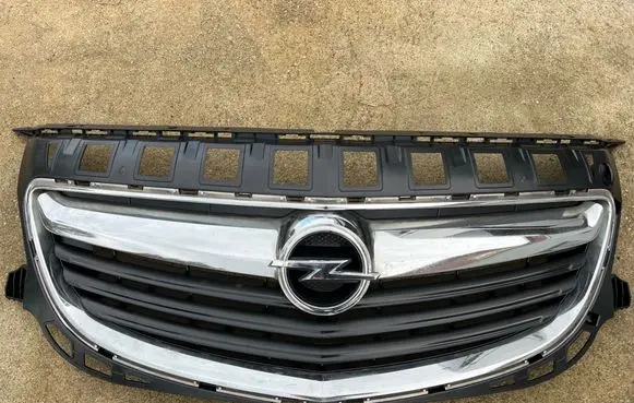 Opel Insignia A Front bumper upper radiator grill 22787080
