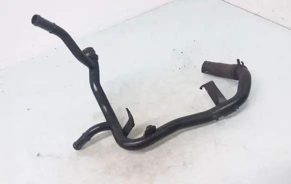Volkswagen Polo IV 9N3 Engine coolant pipe/hose 045121157 045121065R