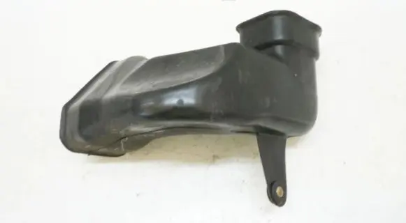 KIA Cerato Air intake hose/pipe 28211-2F000