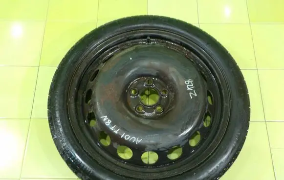 Audi TT TTS Mk2 R18 spare wheel 5X100