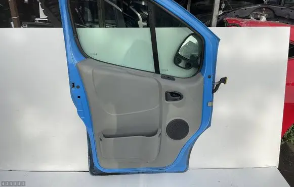 Opel Vivaro Front door