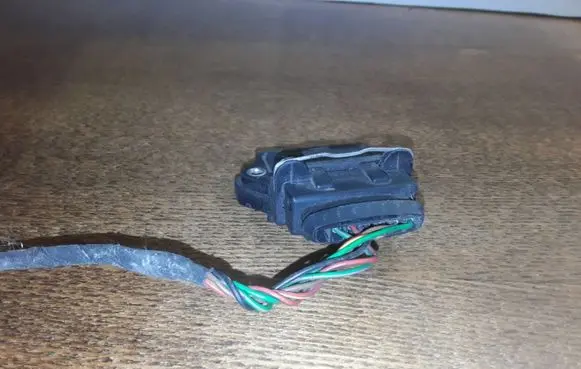 Volkswagen PASSAT B5.5 Ignition amplifier control unit 2119053510