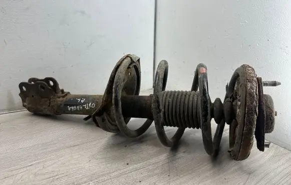 Mitsubishi Outlander Front shock absorber with coil spring