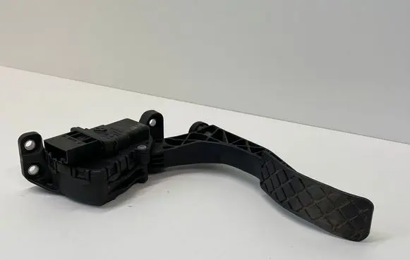 Audi A6 S6 C6 4F Accelerator throttle pedal 4F1723523A