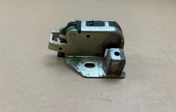 Mercedes-Benz Sprinter W906 Loading door lock A9067401235