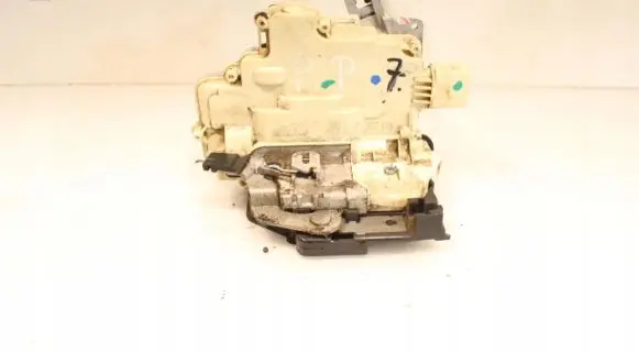 Seat Altea Front door lock