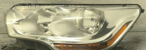 Citroen C4 II Headlight/headlamp