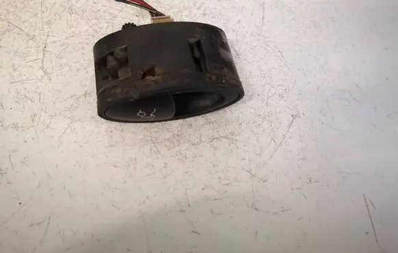 Mercedes-Benz E W211 Tailgate opening switch A2118205510