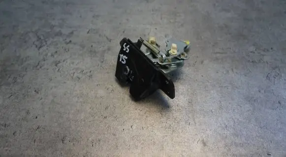 SsangYong Rodius Tailgate/trunk/boot lock/catch/latch