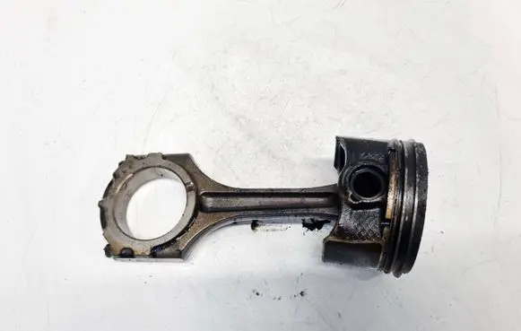 Piston with connecting rod