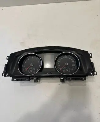 Volkswagen Golf VII Speedometer (instrument cluster) 5G0920870 VDD02412 1255020971