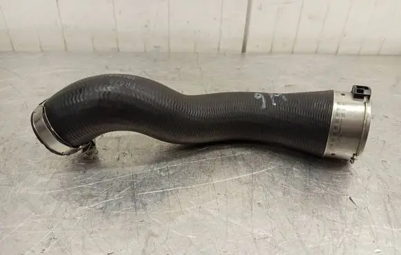 Porsche Cayenne (92A) Intercooler hose/pipe 7P5145993 140897 KB1408