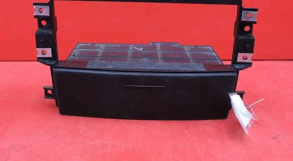 KIA Sorento Glove box 84570-3E000-PH