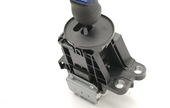 Toyota Prius (XW50) Gear shifter/selector 75G203