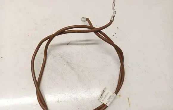Mercedes-Benz E W211 Positive cable (battery) 9011075