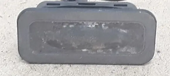 Tailgate opening switch