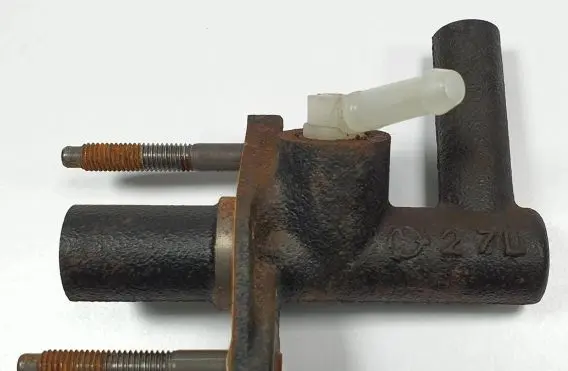 Mazda RX8 Clutch slave cylinder 