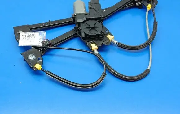 Renault Laguna II Front door window regulator with motor