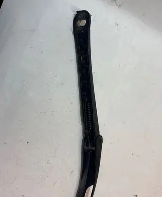 BMW 5 E60 E61 Front wiper blade arm 7198597