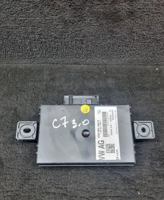Audi A6 S6 C7 4G Gateway control module 4G0907468A