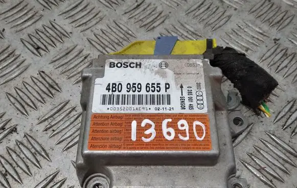 Audi A6 S6 C5 4B Airbag control unit/module 4B0959655P