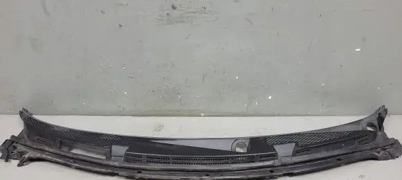 Nissan Micra Wiper trim 66862