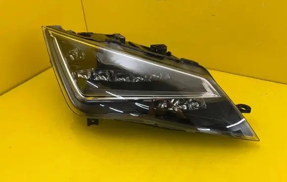 Seat Leon (5F) Headlight/headlamp 5F1941008B