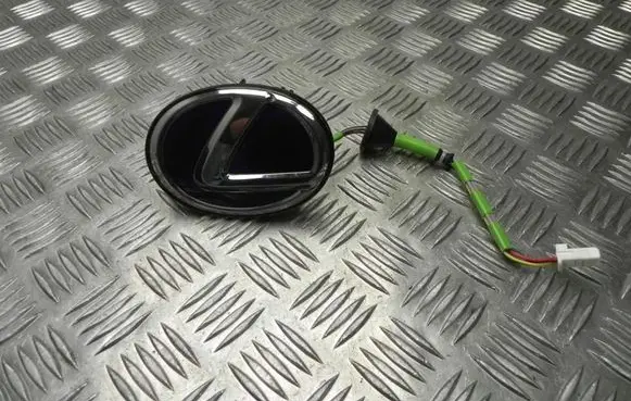 Lexus RX 330 - 350 - 400H Tailgate opening switch 7282020230 T2637