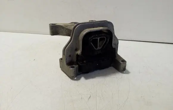 Audi A1 Engine mount bracket 6C0199262B