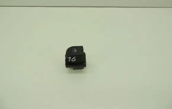 Audi A3 S3 A3 Sportback 8P Electric window control switch DS16