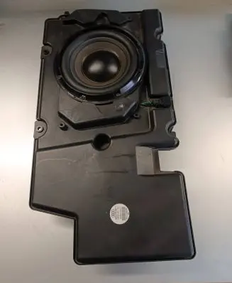 Audi A8 S8 D3 4E Subwoofer speaker 4E0035621 7297241167 BAC08806