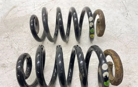 Audi A6 S6 C6 4F Rear coil spring
