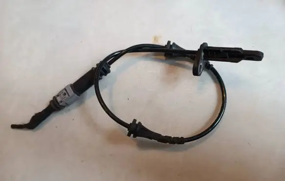 BMW 3 G20 G21 ABS rear brake sensor 6894815