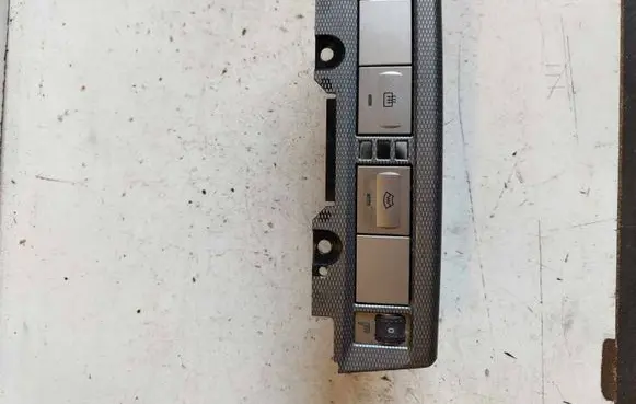 Ford Kuga I Seat heating switch 8V4T19K314AB