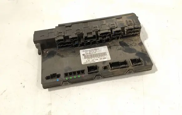 Mercedes-Benz E W211 Fuse module 2115455701 5DK00804767