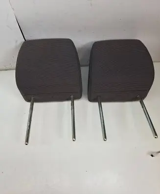 Ford Focus C-MAX Front seat headrest 