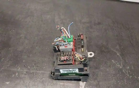 Peugeot 307 BSM Control unit 9643537880