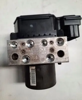 Ford Mondeo MK IV ABS Pump 064FE2AD