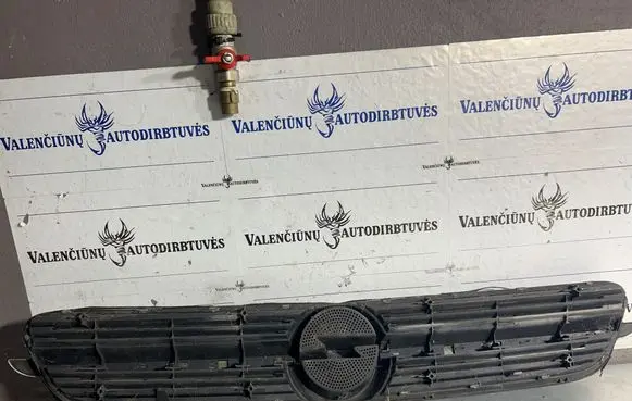 Opel Vectra C Front grill 464192822 1310681