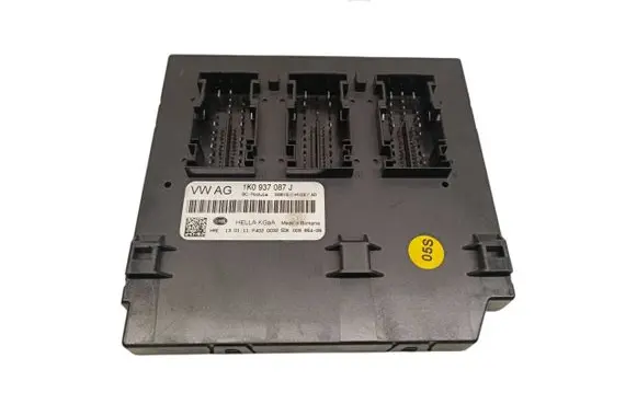 Skoda Octavia Mk2 (1Z) Comfort/convenience module 1K0937087J 5DK009654C6