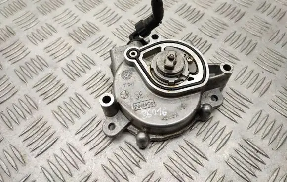 Ford Fiesta Vacuum pump H6BG2A451AC