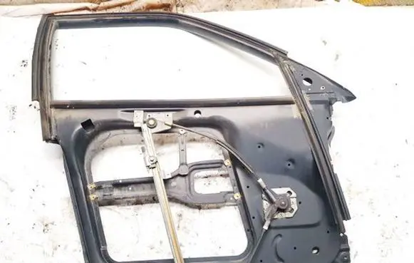 Audi 100 200 5000 C3 Front door window/glass frame 