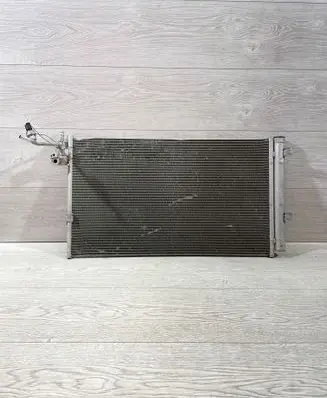 BMW 5 G30 G31 G38 Coolant radiator 9364258 228281