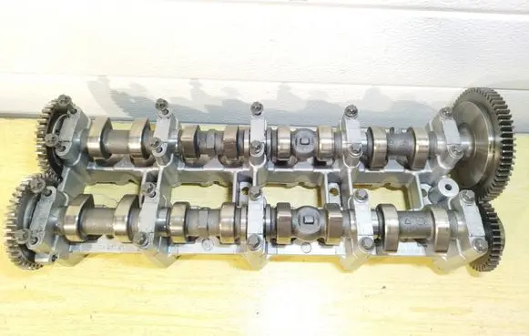 Chrysler PT Cruiser Camshaft R6640160004 A61100040907 A61101270907